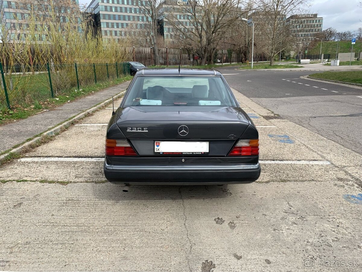 Mercedes 124 230e 1992 97kw 380 000km BA