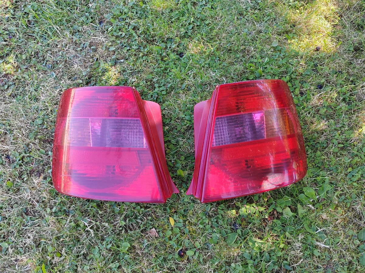Fiat Stilo zadné svetlá