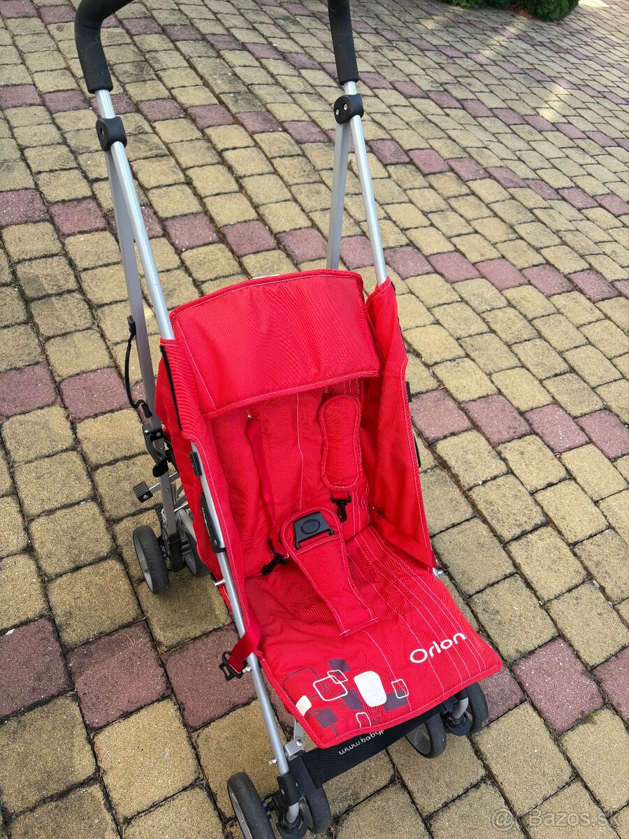 Golfový kočík