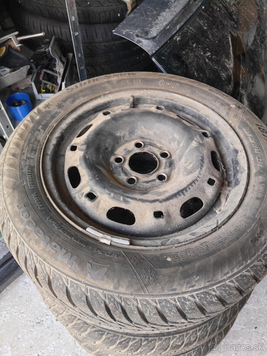 Zimne gumy na plecháčoch 5x100 185/60 R14