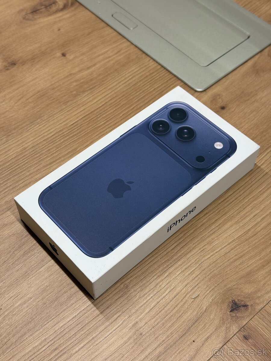 Apple iPhone 17 Pro Deep Blue 256GB, Nový