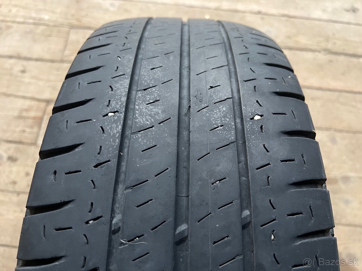 235/65R16C 115/113R Michelin Agilis