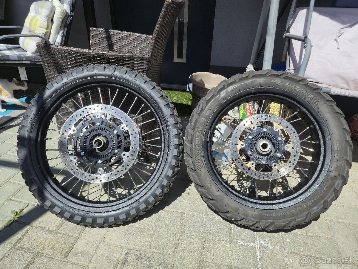 Kolesa KTM 890 ADVENTURE R