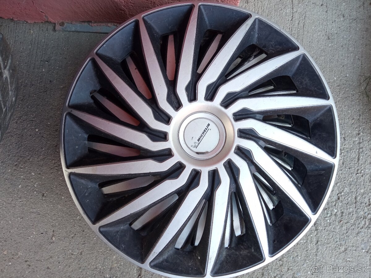 Puklice R14 Michelin