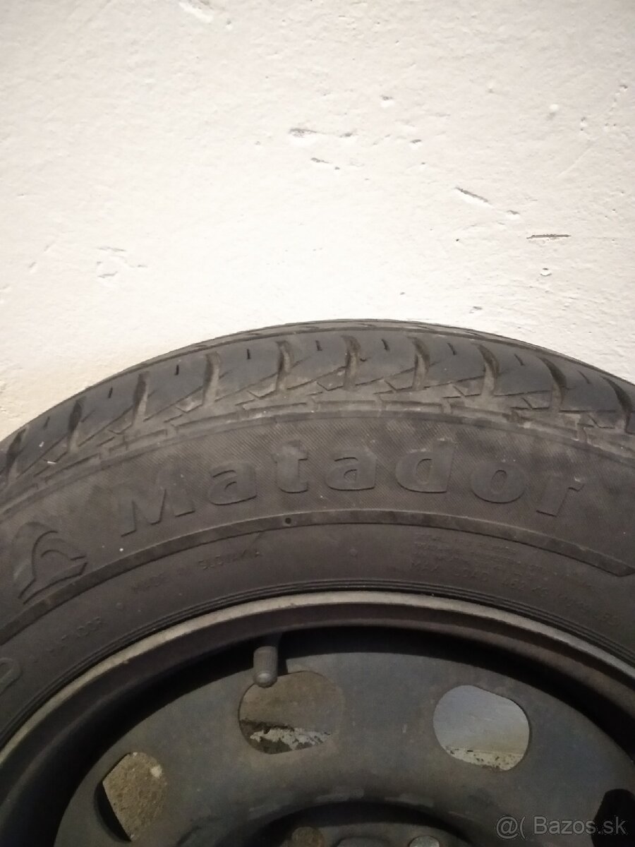 Pneu 165/70 r14