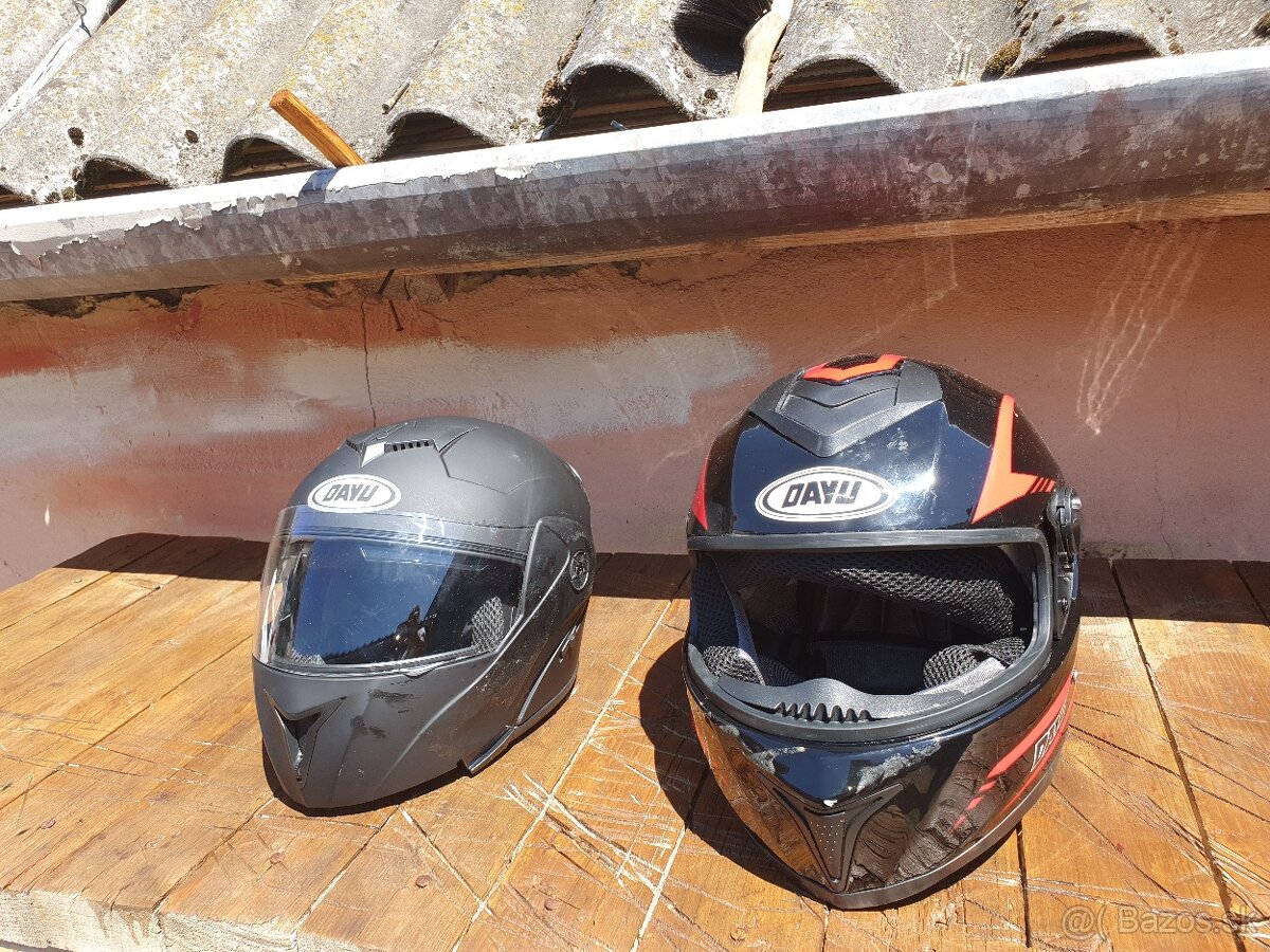 Prilba na motorku