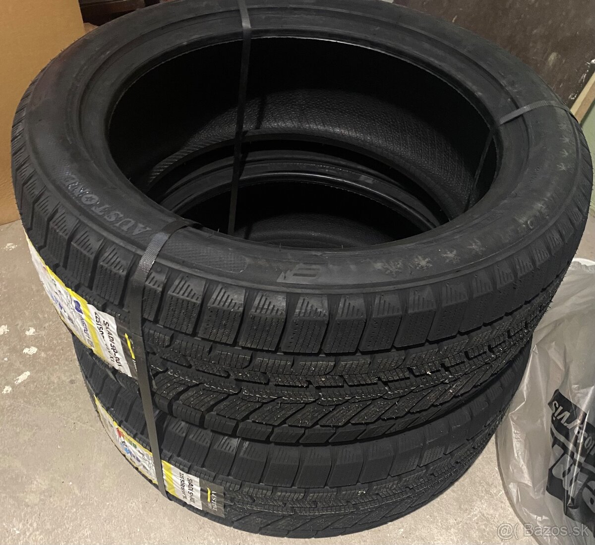 Predam zimné pneumatiky 225/50r18