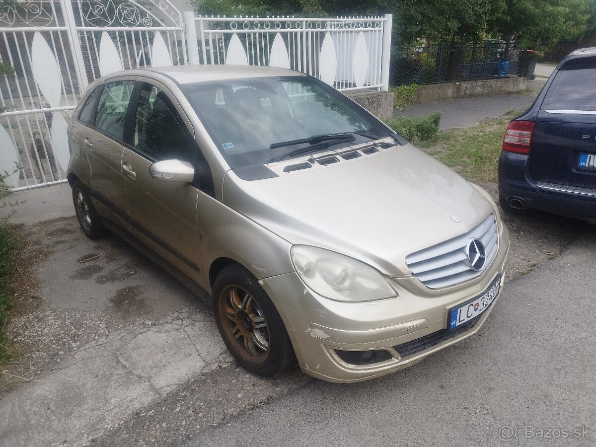 Predám Mercedes Benz B200