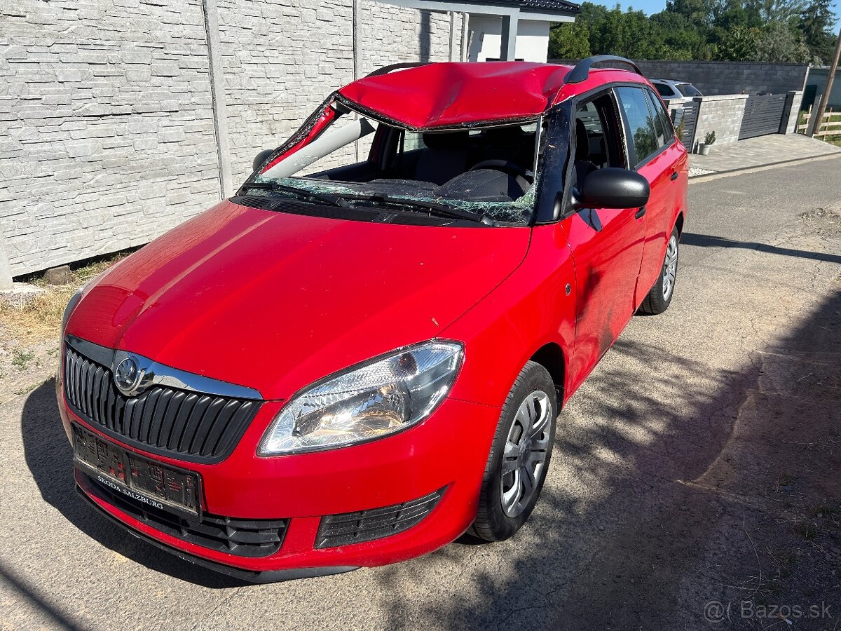 Rozpredam Skoda Fabia 2 combi 1.2 HTP facelit 54tis KM