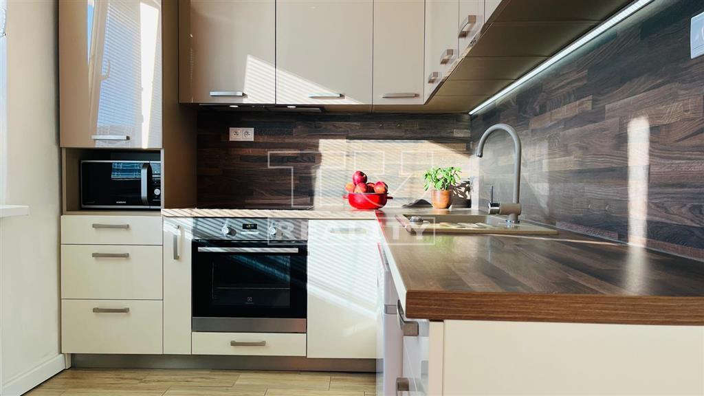 REZERVOVANÉ - TUreality ponúka na predaj pekný 4i byt na...