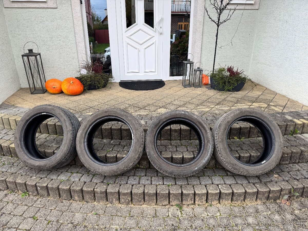 PNEUMATIKY BARUM 215/55 R17 V