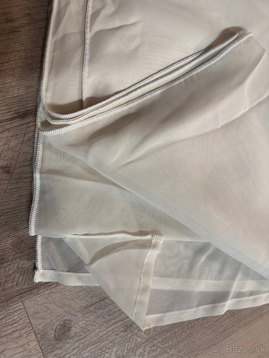 Zavesy / zaclony - svetle kremove zavesy