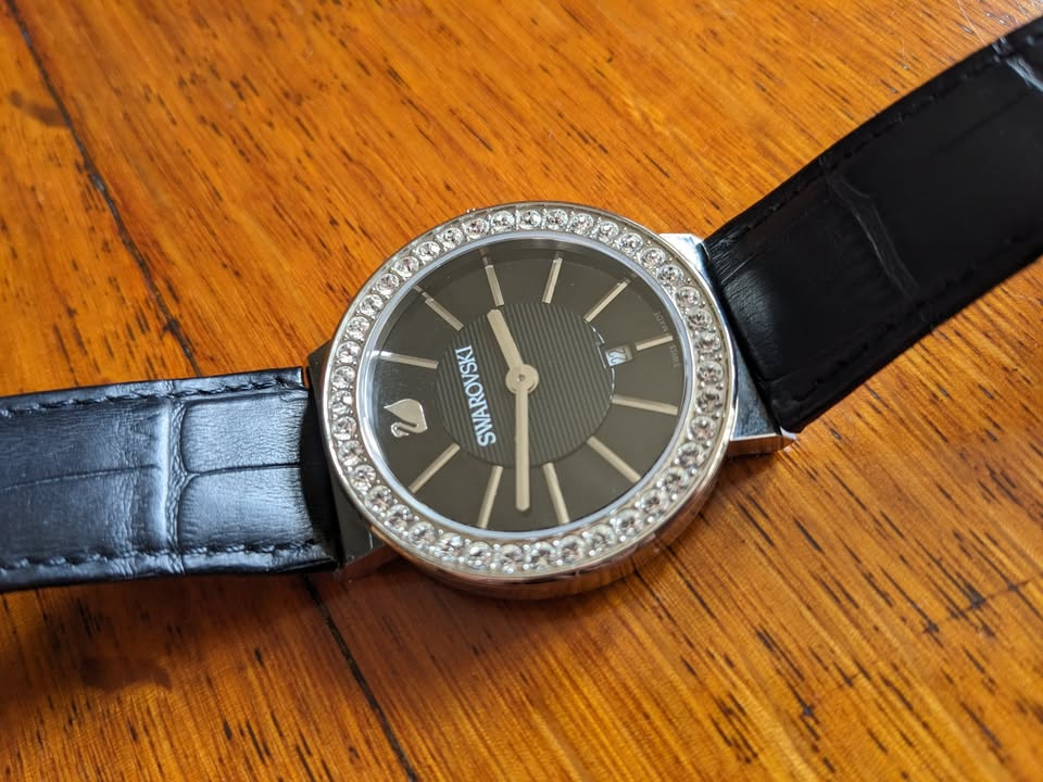 Dámske hodinky SWAROVSKI