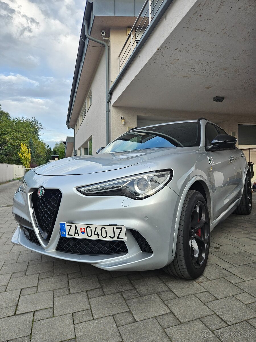 Alfa romeo stelvio quadrifoglio