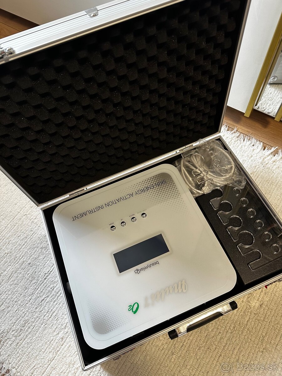 Kozmetický prístroj