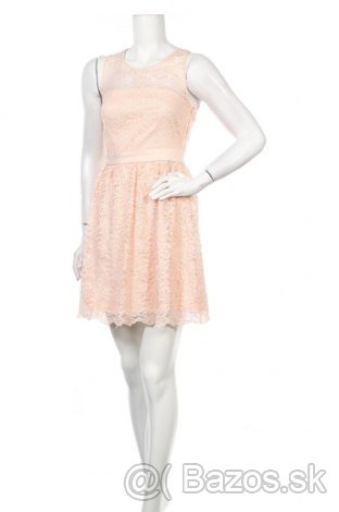 Krásne nové ružové spoločenské šaty Naf-Naf č.34