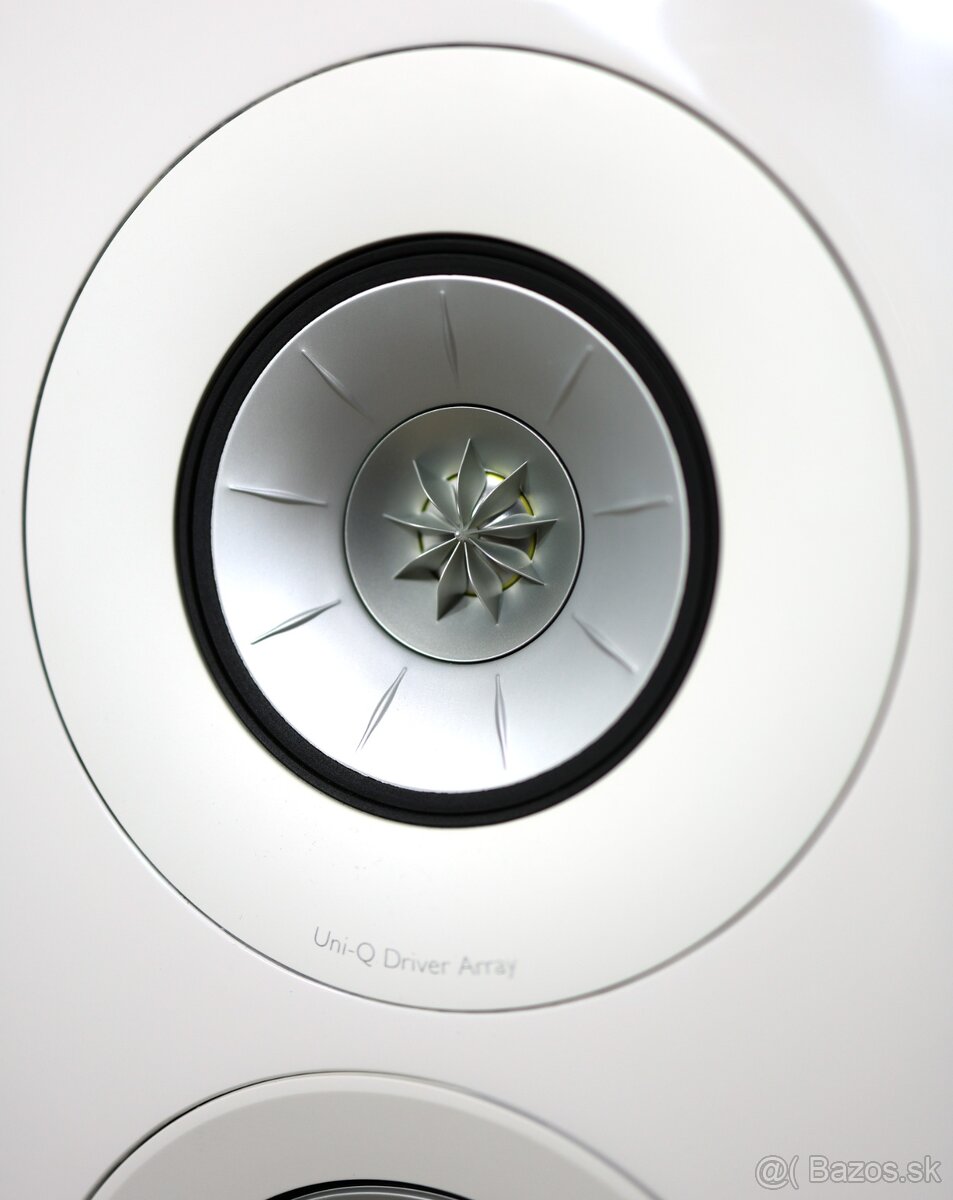reproduktory KEF R7
