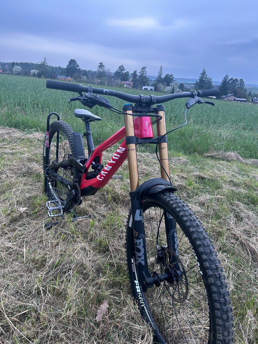 Canyon sender