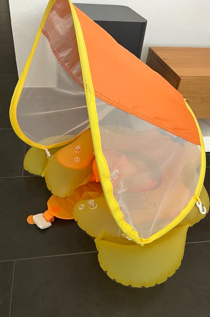 Plávacie baby koleso so strieškou,bezpečnostnými pasmi