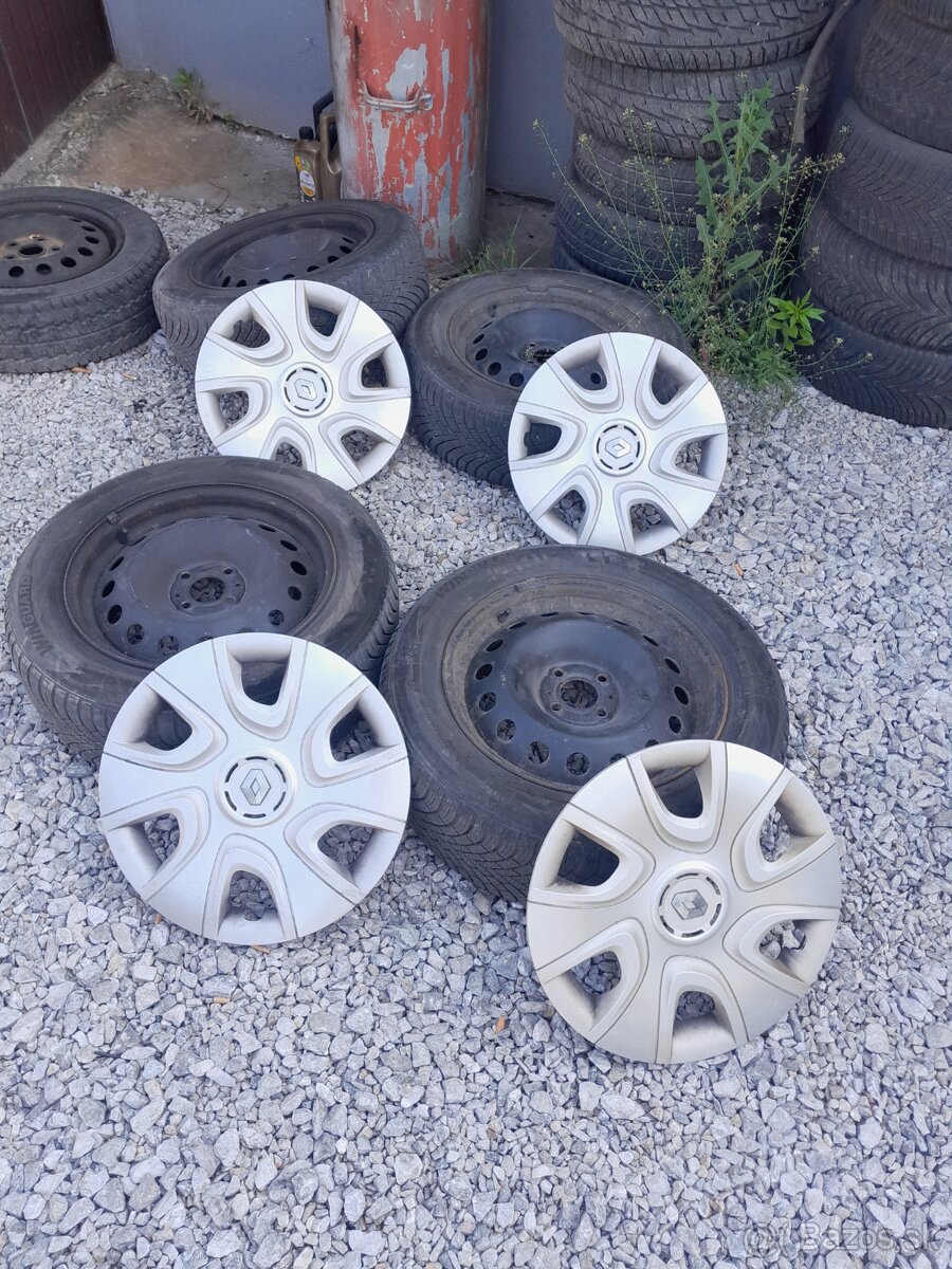 Pneumatiky s diskami a puklicami renault