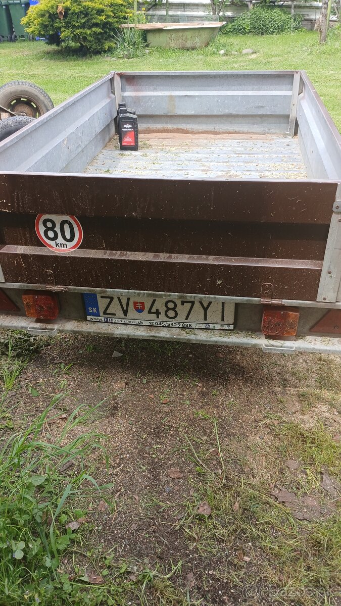 Privesny vozik