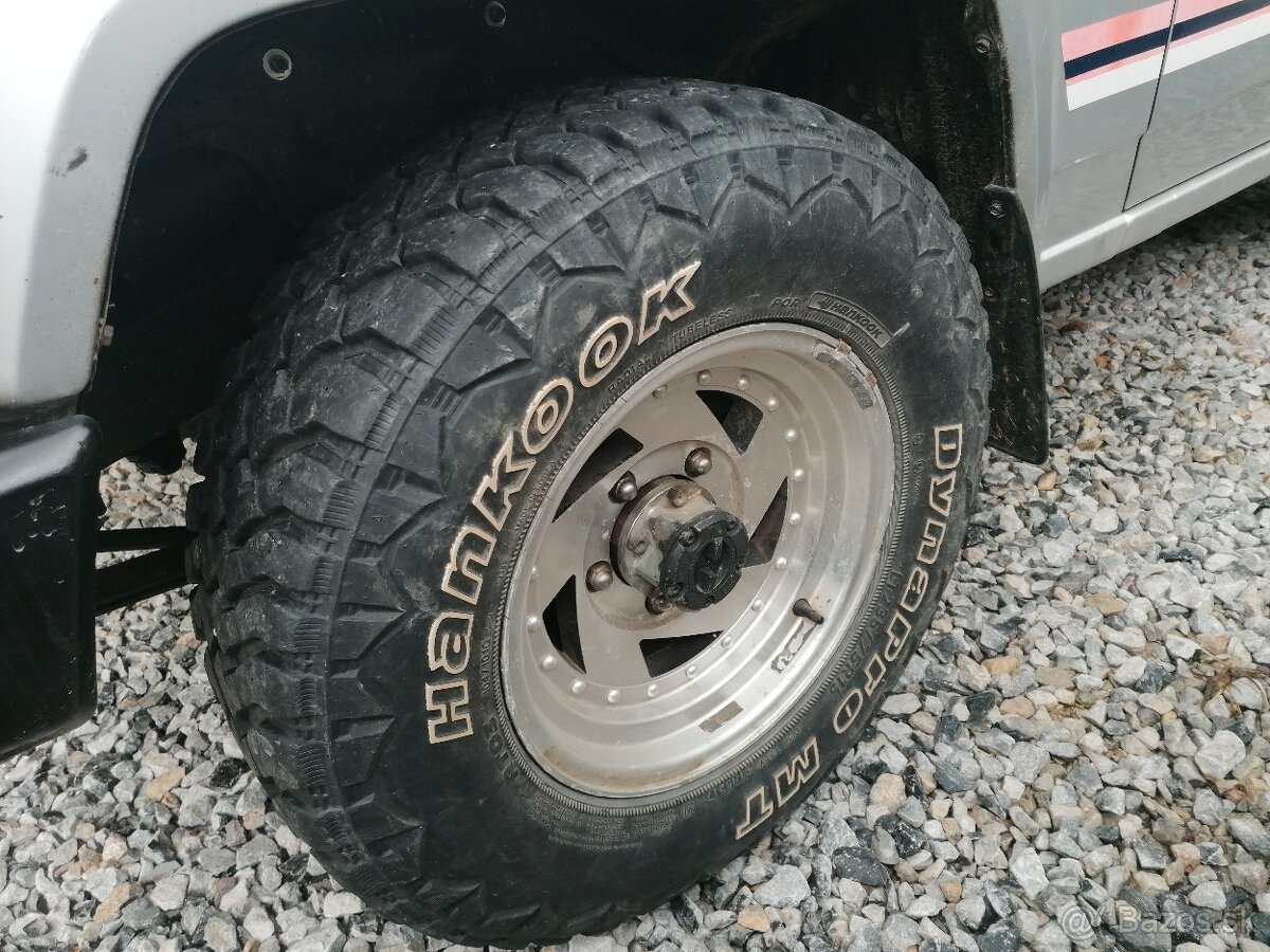 235/75R15