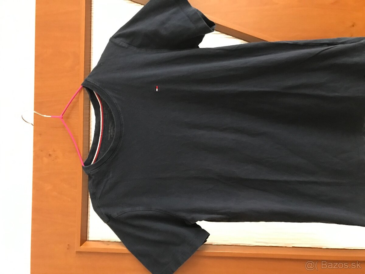 TOMMY HILFIGER originál damske tricko S