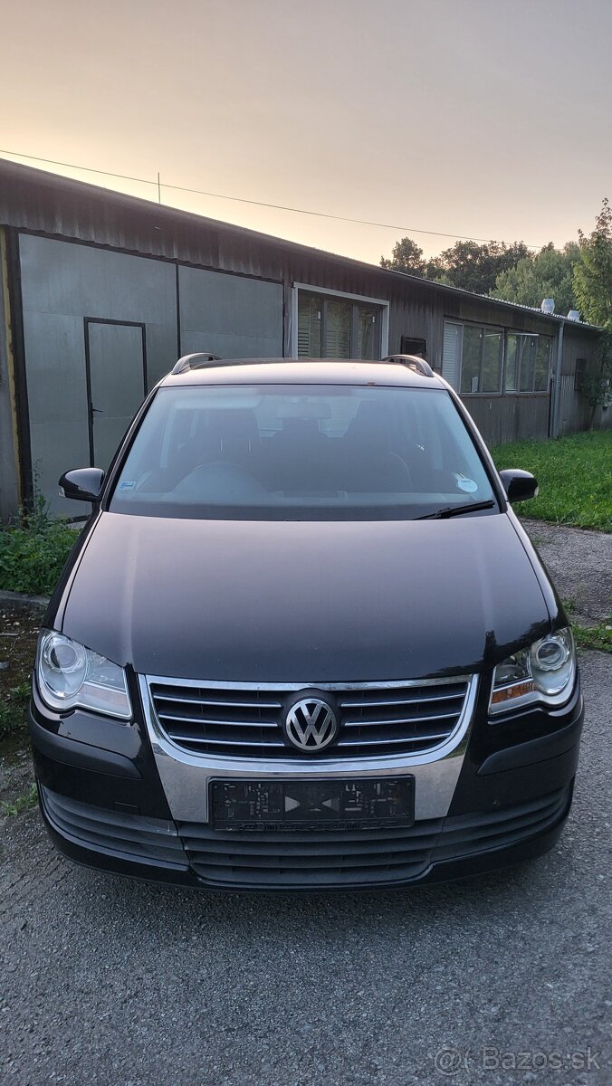VW Touran 1.9TDI 77kw Rozpredam