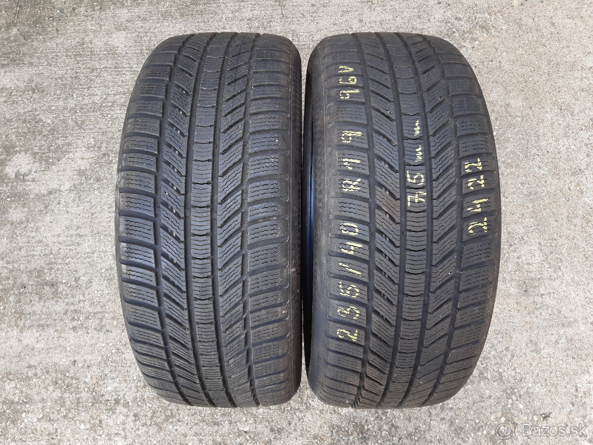 235/40 R19 -zimné 2 kusy Continental
