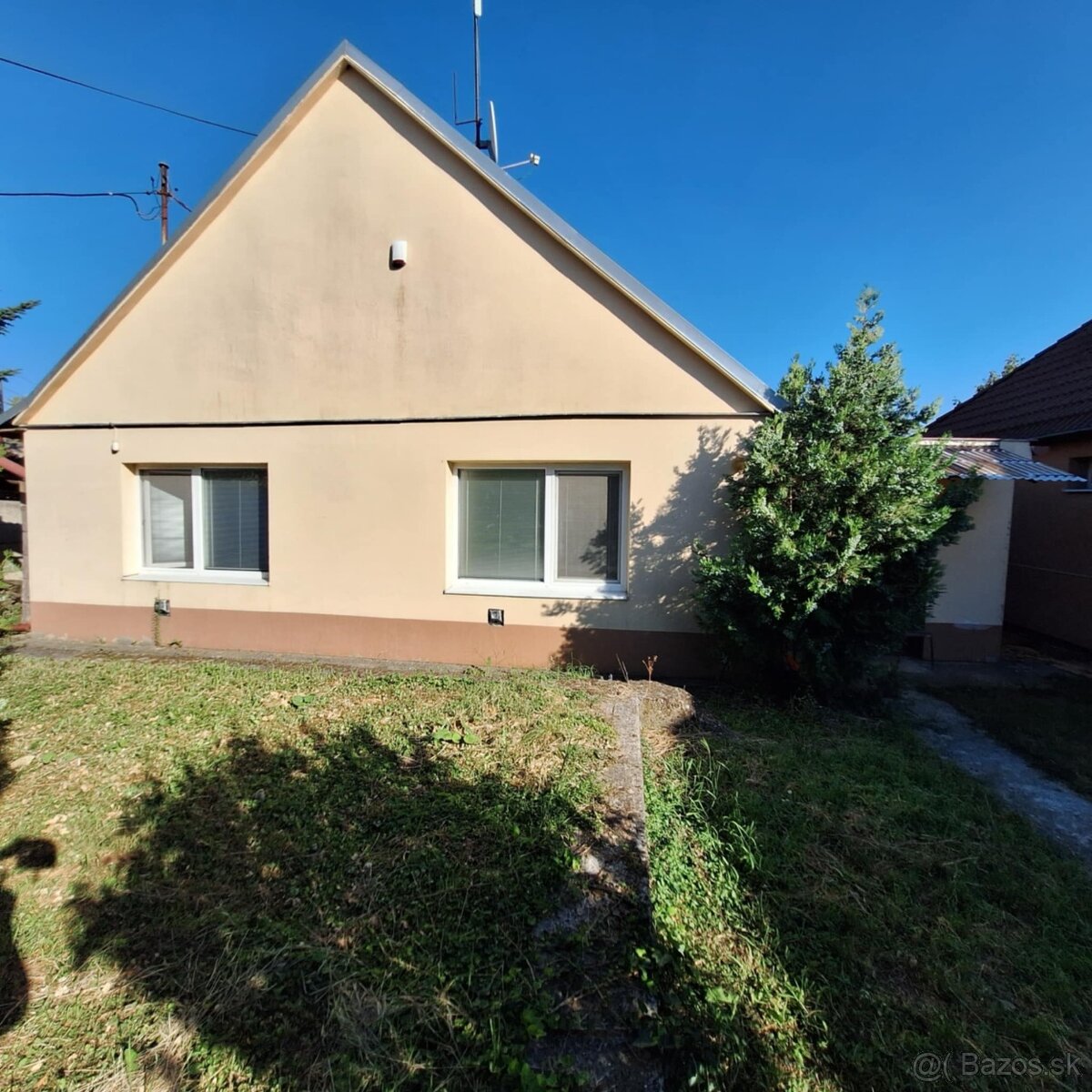 Na predaj 4 izbový rodinný dom v Diakovciach okr. Šaľa