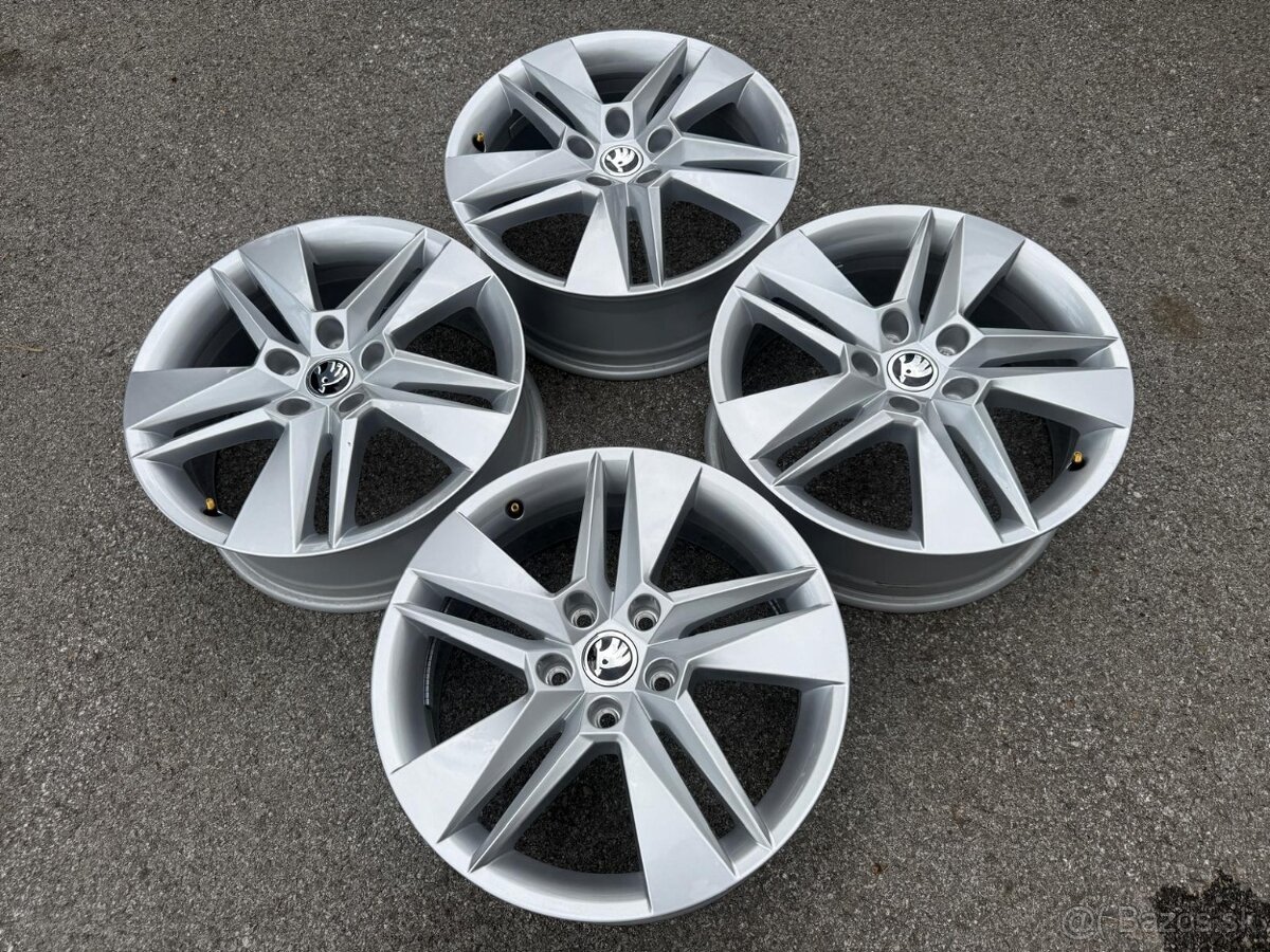 ORIGINAL ŠKODA SUPERB 3 DISKY 5x112 R17 TOP