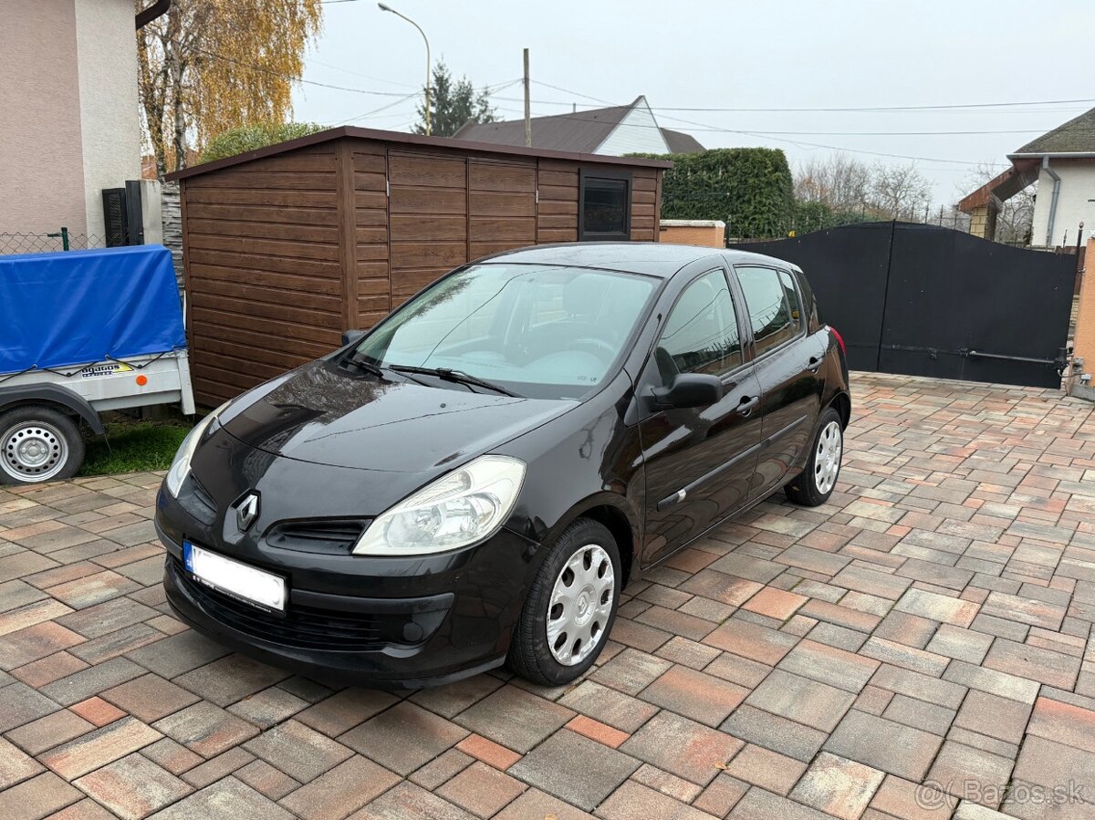 Predám Renault Clio III