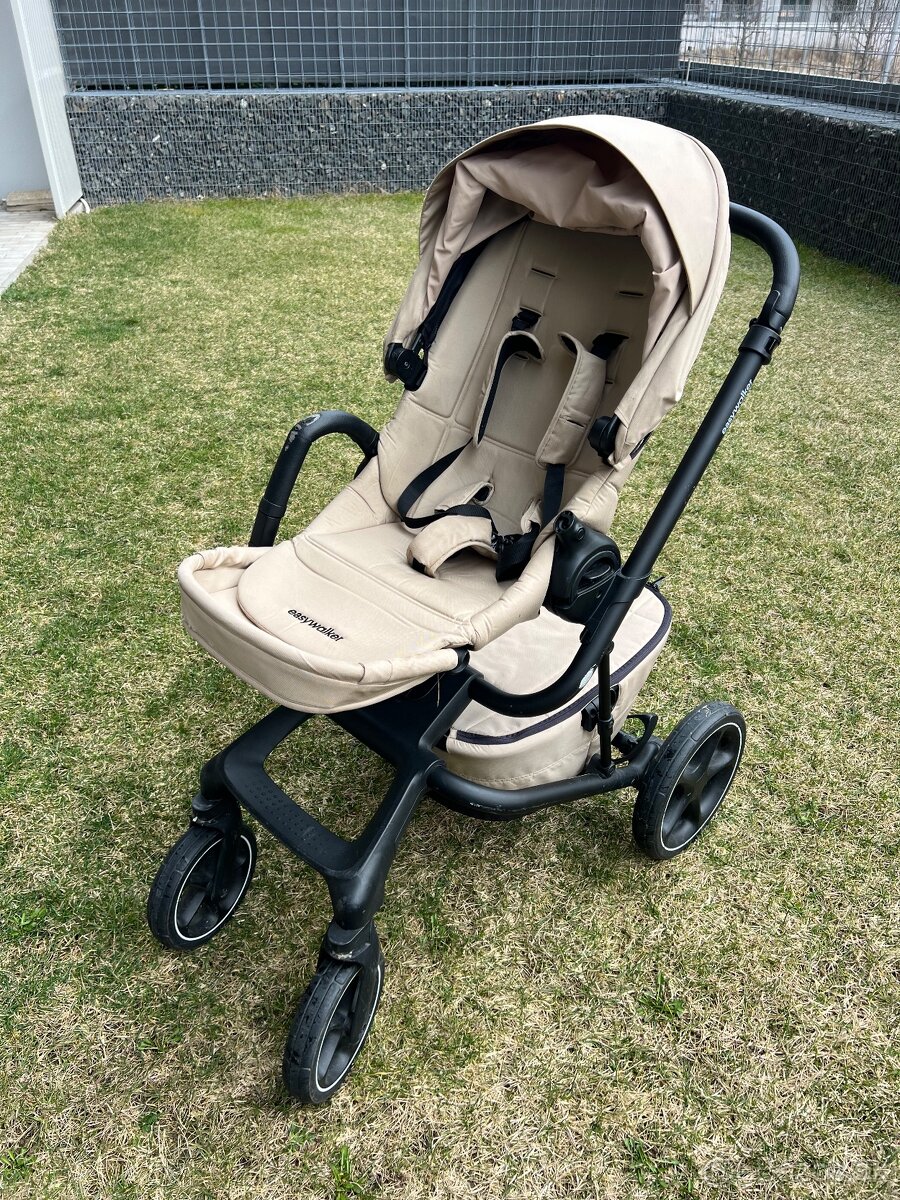 Easywalker Jimmey s výbavou