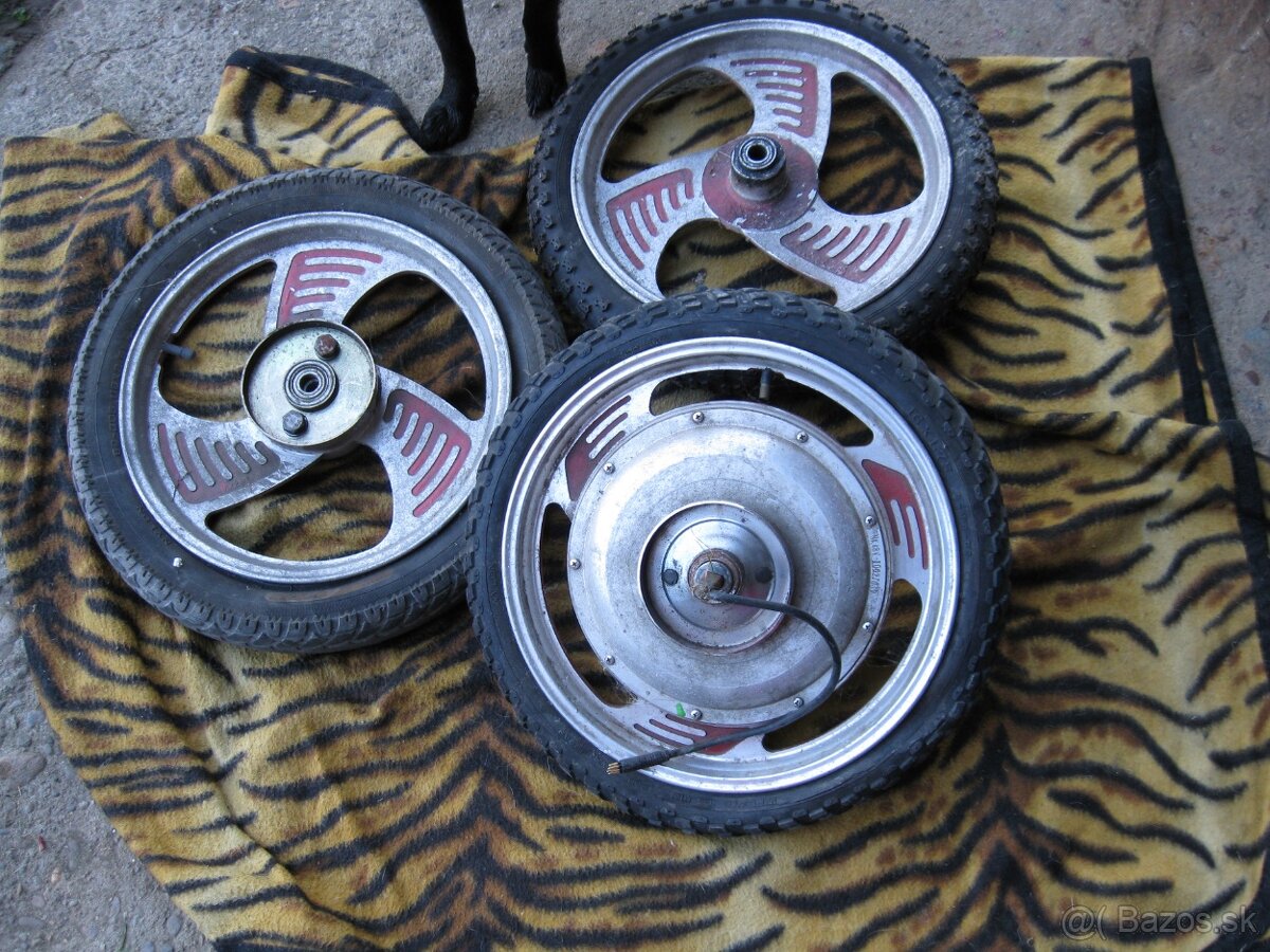 3 ks kolies