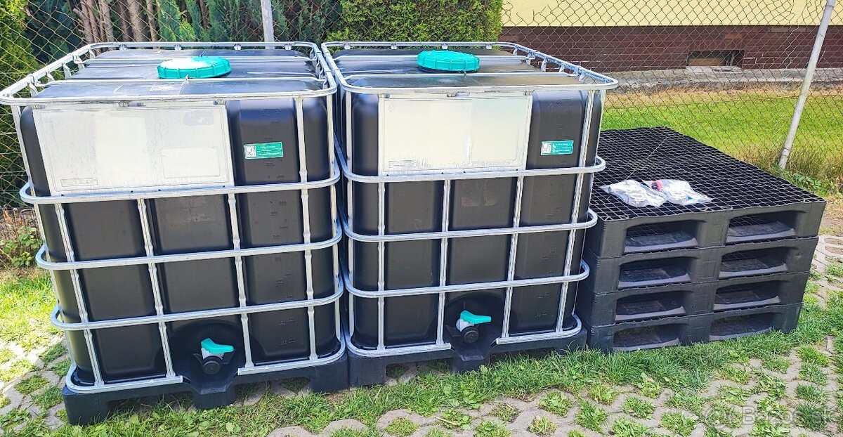 Ponuka čierne 1000L ibc kontajnery/sudy z potravín