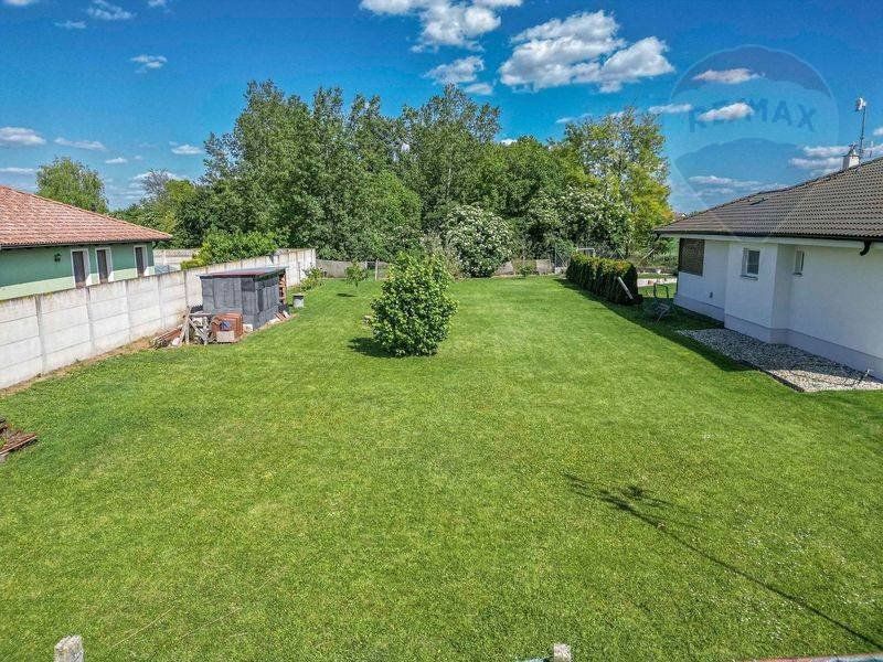 Predaj: hotový stavebný pozemok, v obci Amadeho Kračany