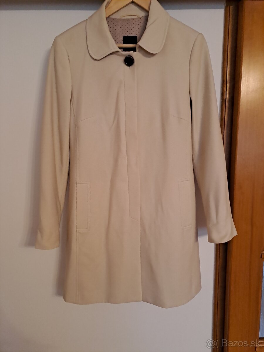 Značkový elegantný kabátik/trenčkot značky TAIFUN veľkosť 3