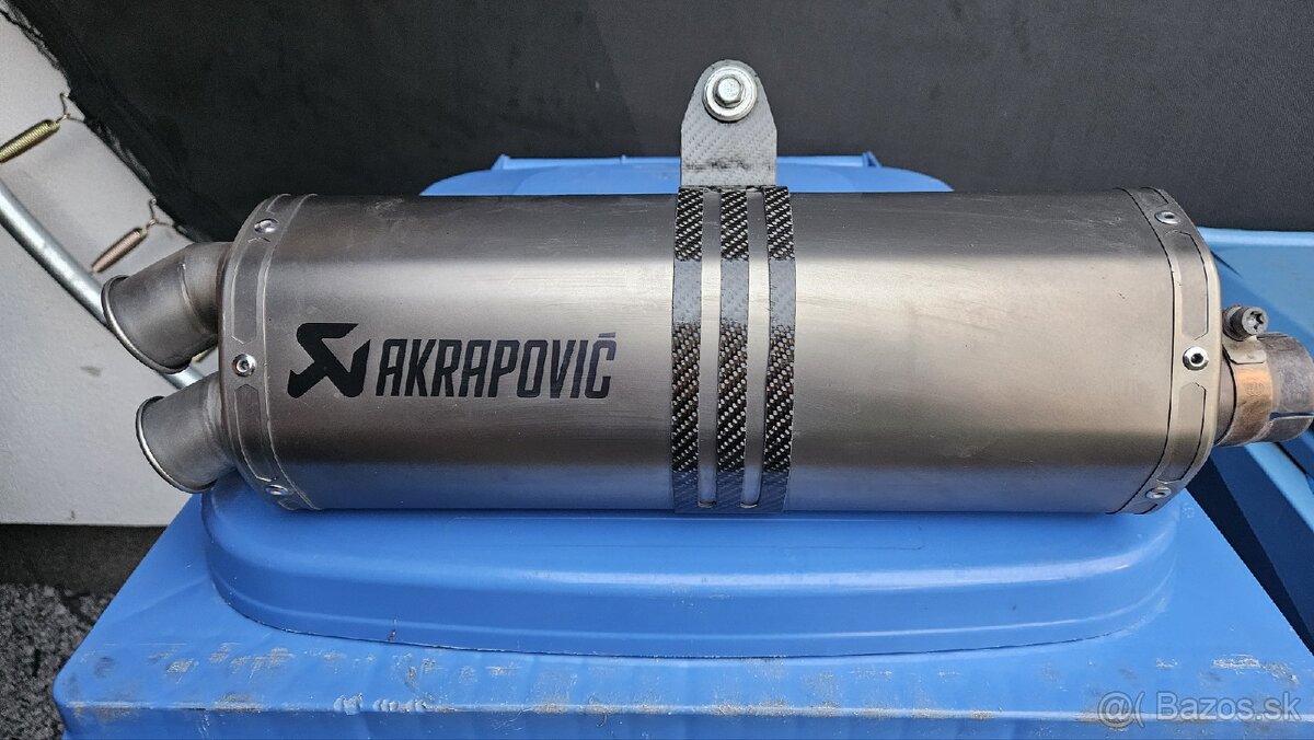 Akrapovic