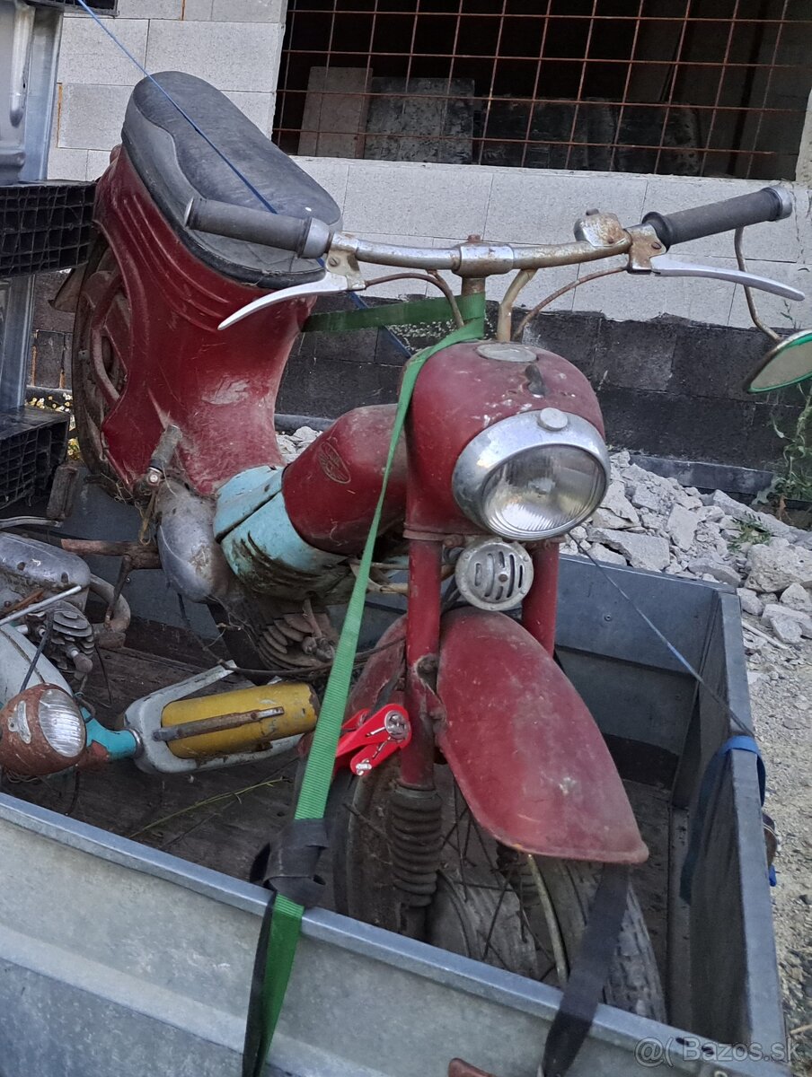 JAWA 50 typ:555 PIONIER