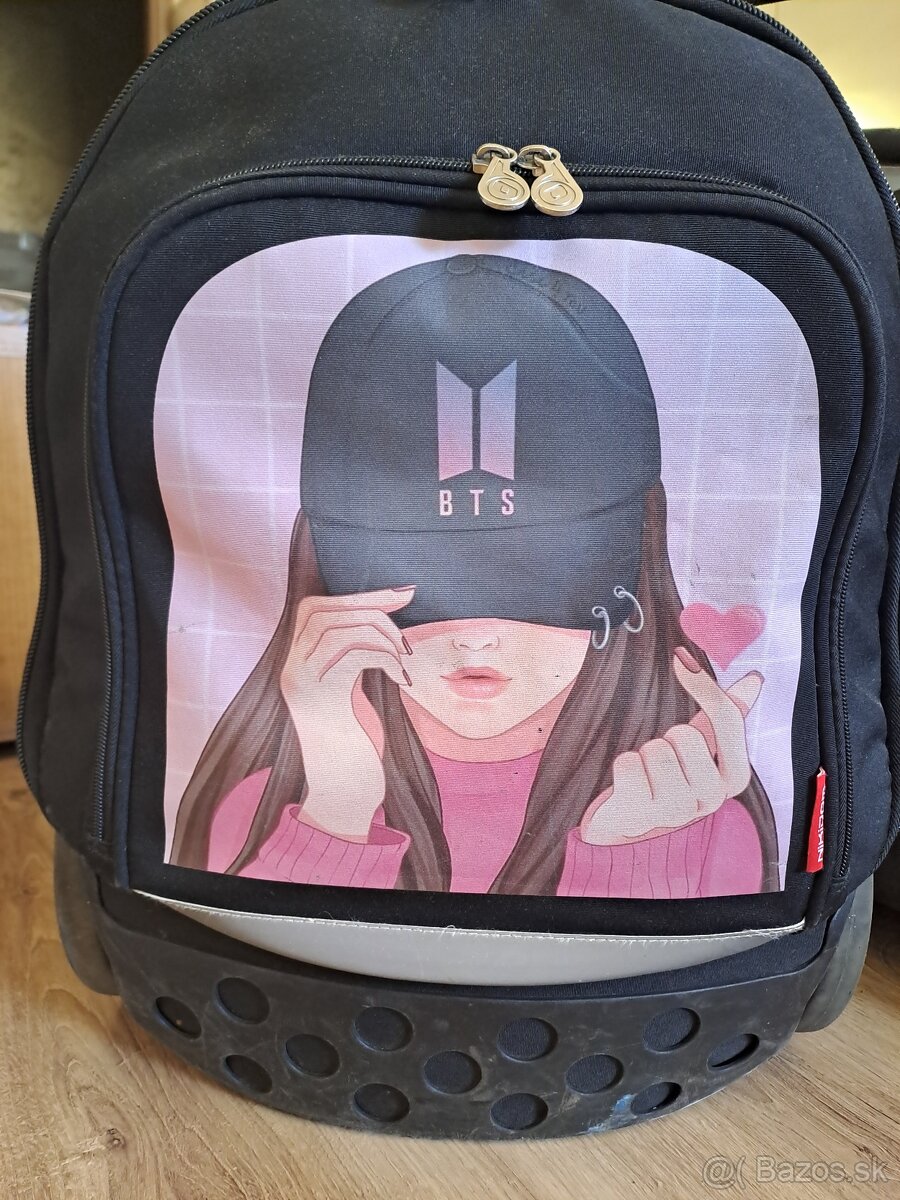 Školská taška na kolieskach  Nikidom roller XL