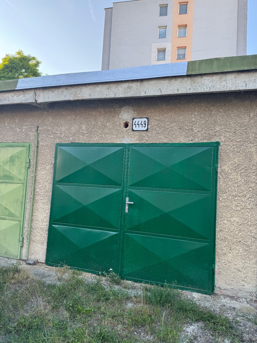 Prnajmem garaž v Humennom