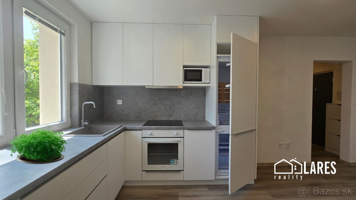Prenájom 3 izb.byt II CENTRUM MESTA ul.Šumperská PD