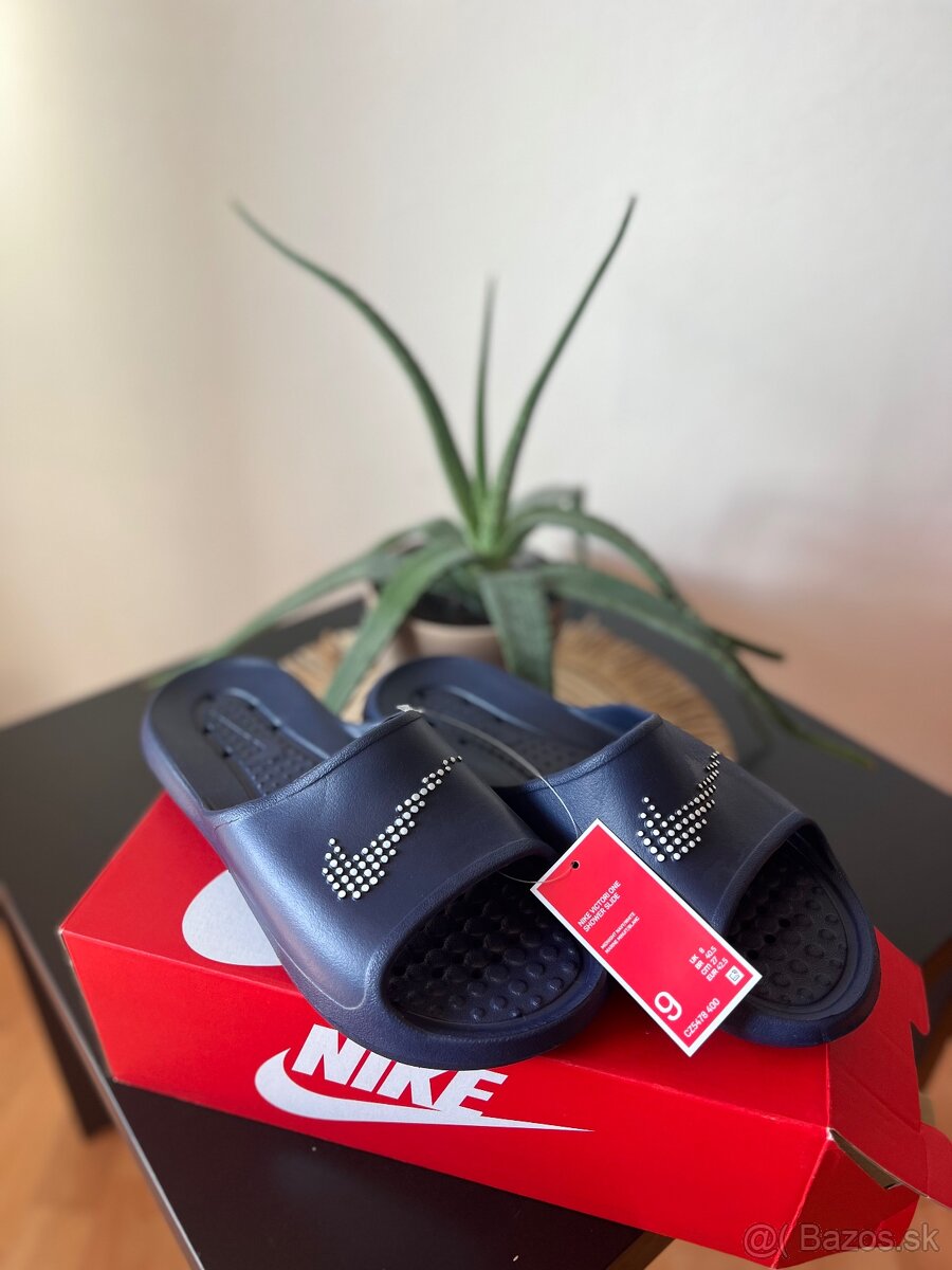 Nike šľapky