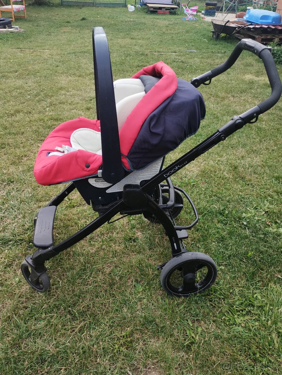 Autosedačka - vajíčko Peg Perego