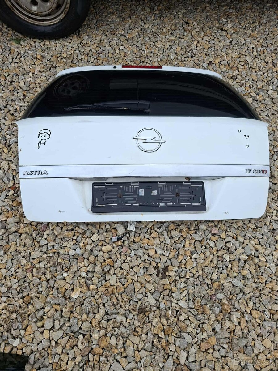 Kufrové dvere Opel Astra H Caravan