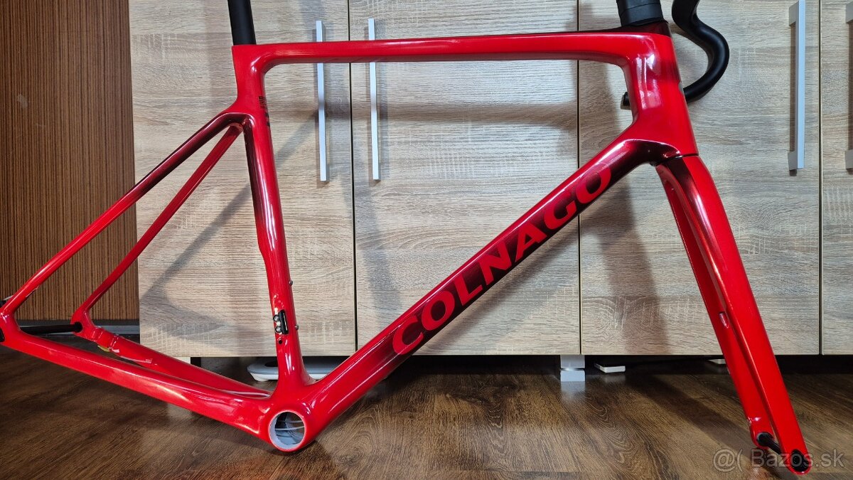 Predám novy carbonový ramový set Colnago V4Rs-Di2