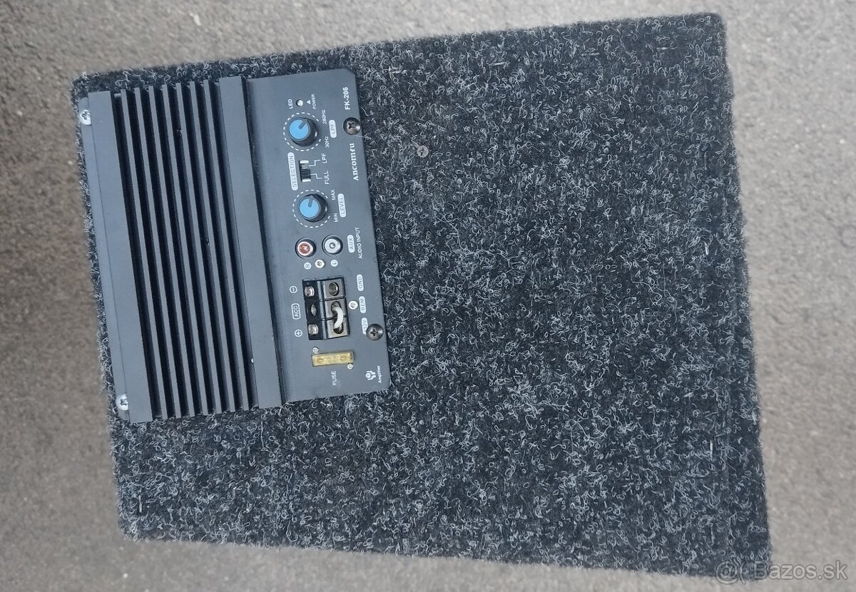 Ponúkam na predaj aktívny Subwoofer