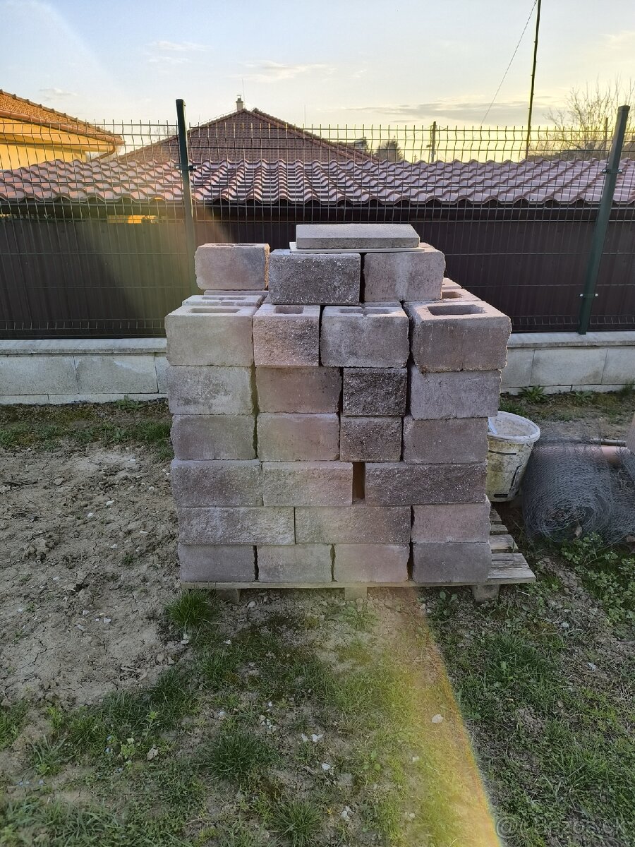 Plotové tvarnice