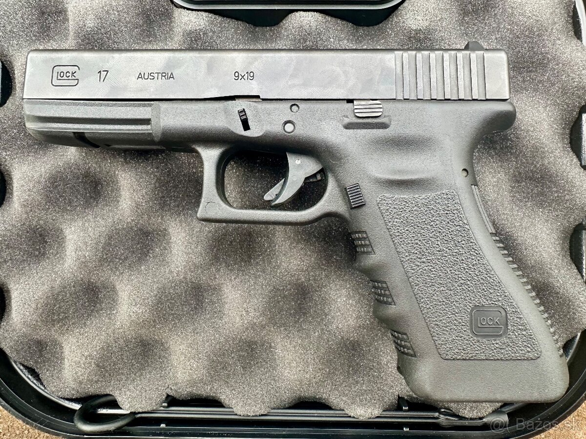 Glock 17