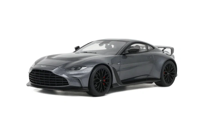 1:18 - Aston Martin V12 Vantage - GT Spirit